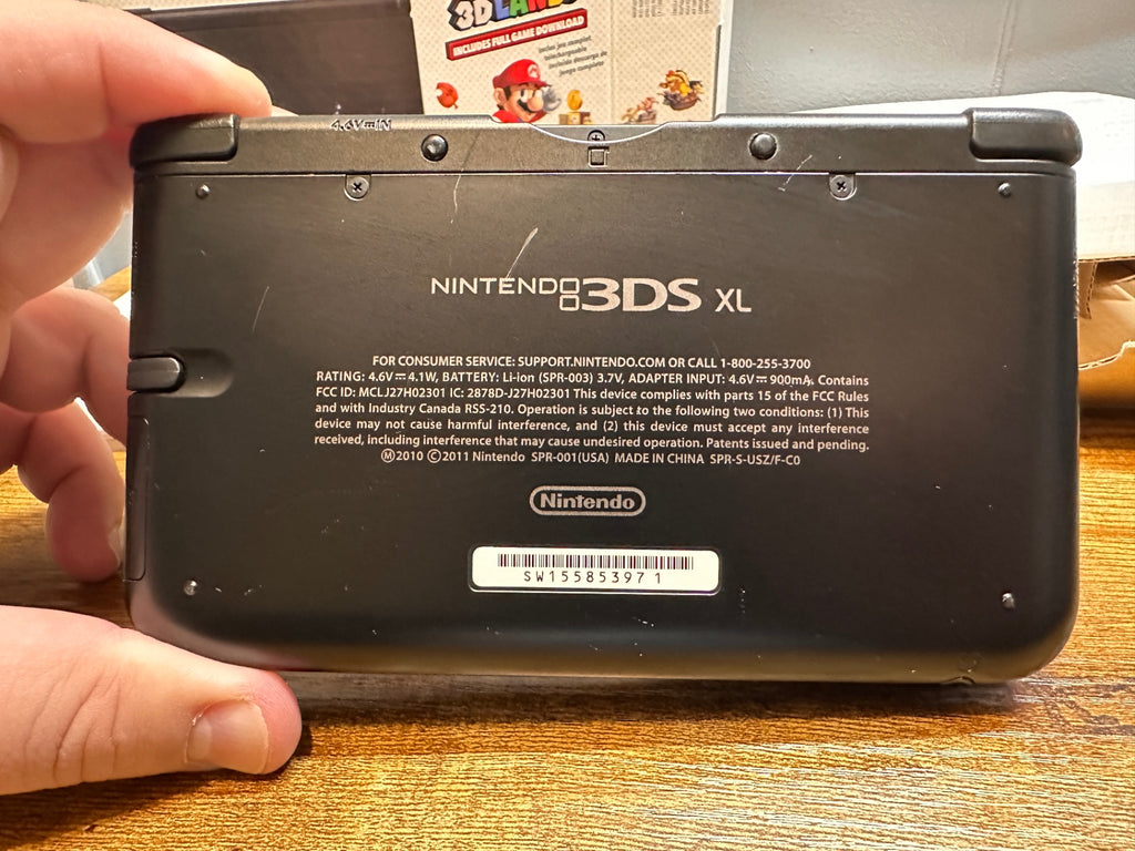 CIB Nintendo 3DS XL Black + Super Mario 3D Land (Pre-Installed)